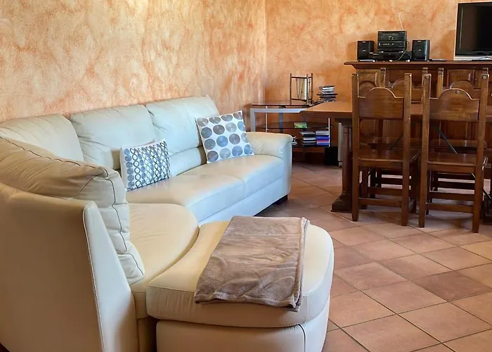 Spicchio Di Langa - Casa Indipendente Tra Le Vigne E Le Alpi *