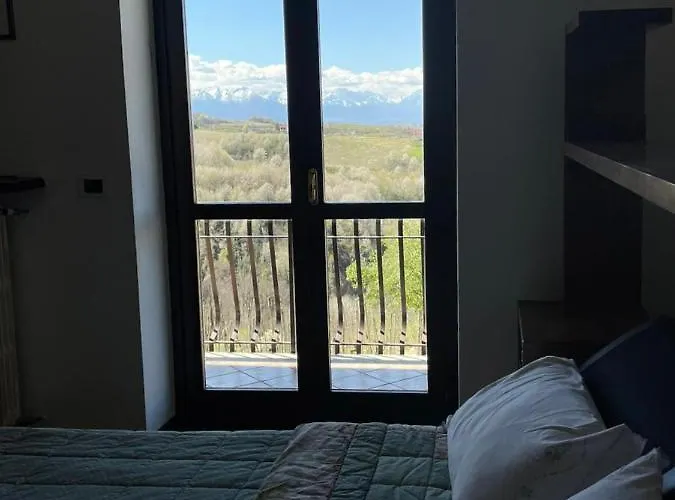 Spicchio Di Langa - Casa Indipendente Tra Le Vigne E Le Alpi *
