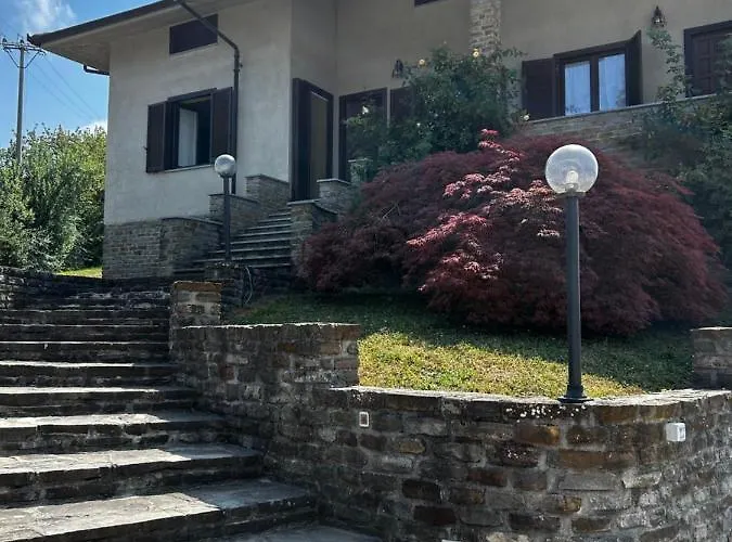 Ferienhaus Spicchio Di Langa - Casa Indipendente Tra Le Vigne E Le Alpi Belvedere Langhe